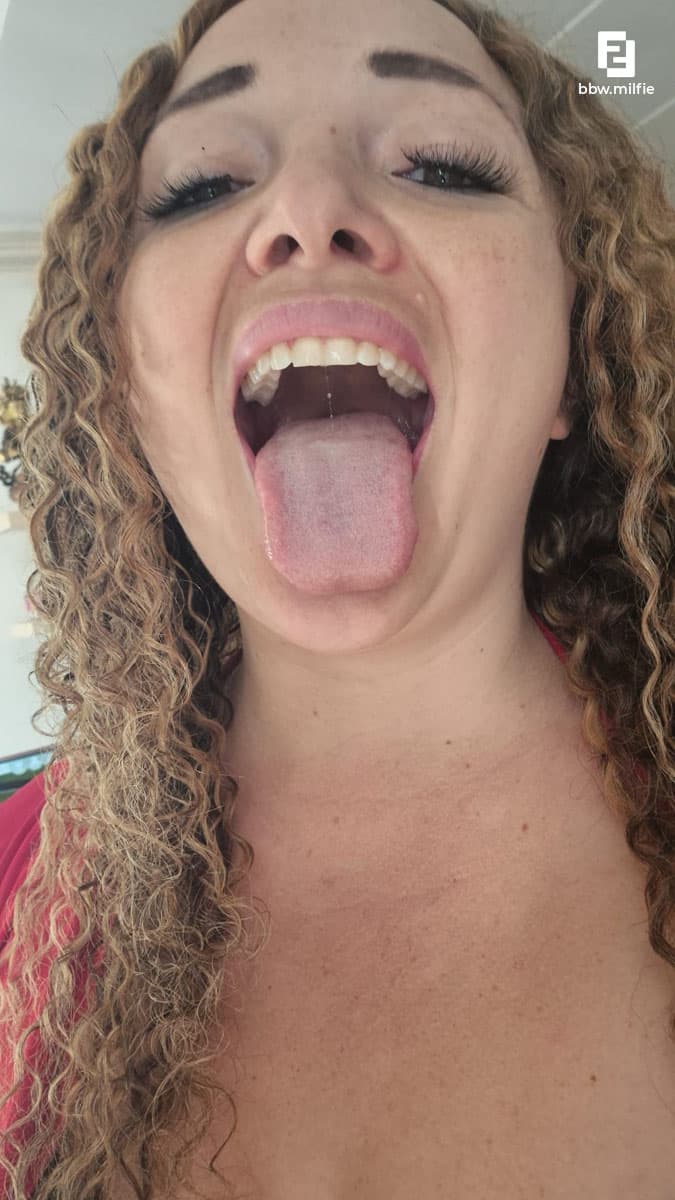 BBW Milfie foto 3