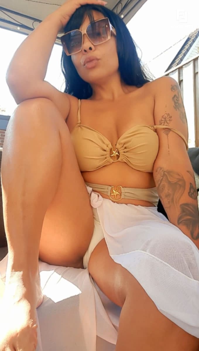 Milf Baddie foto 3