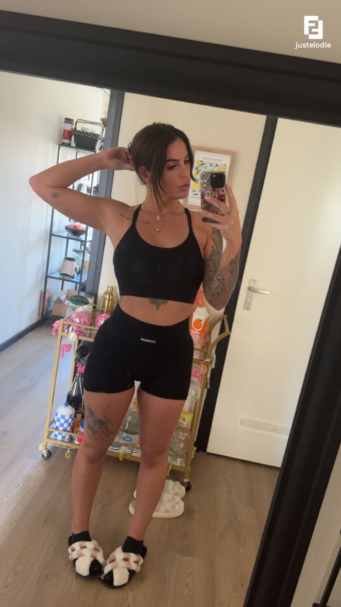 Elodie foto 4
