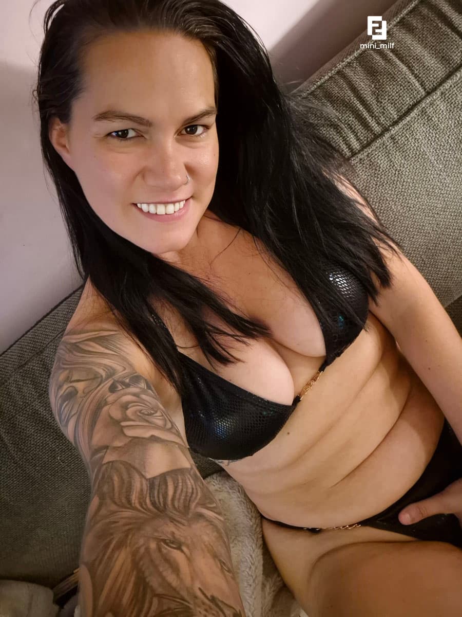 Mini_milf foto 4