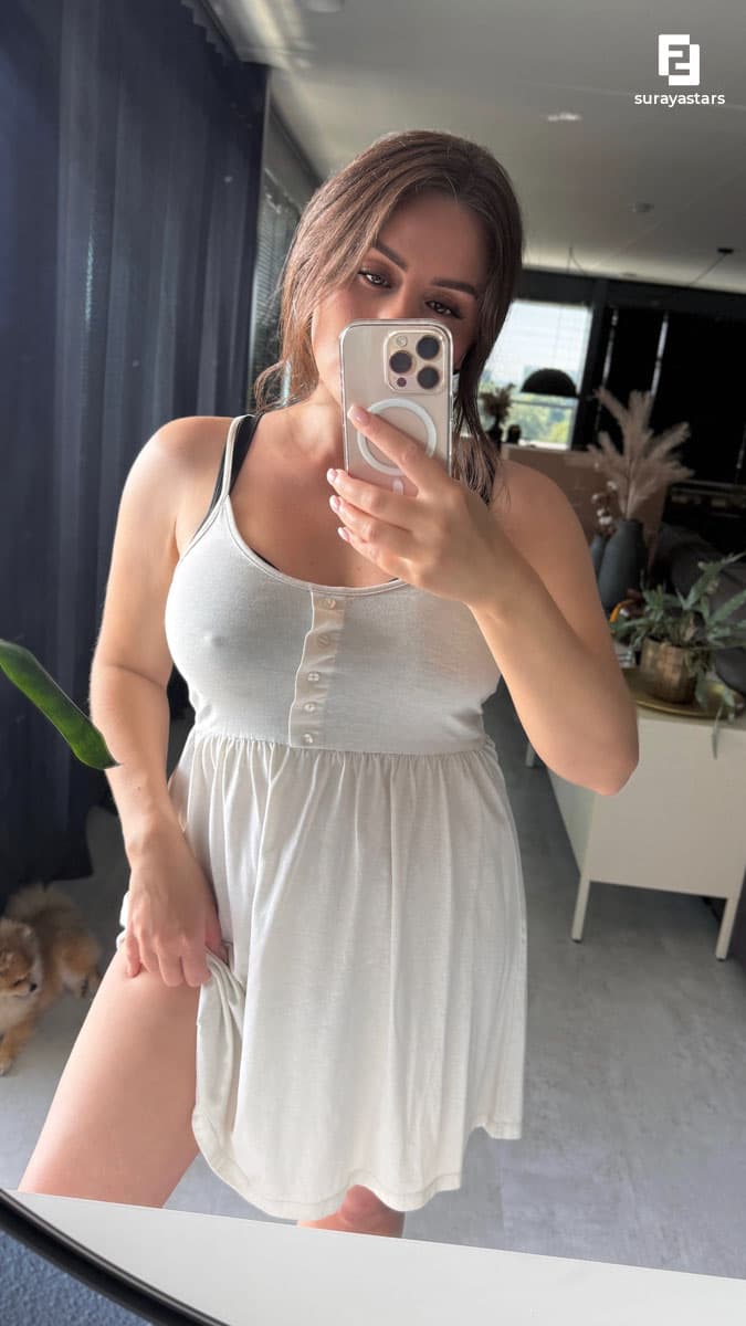 Suraya foto 1